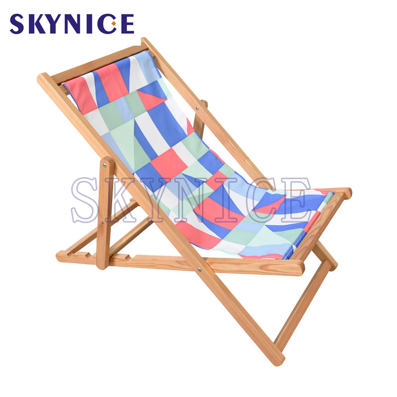 Indoor Outdoor Foldable Wooden Beach Longue Deck Chair